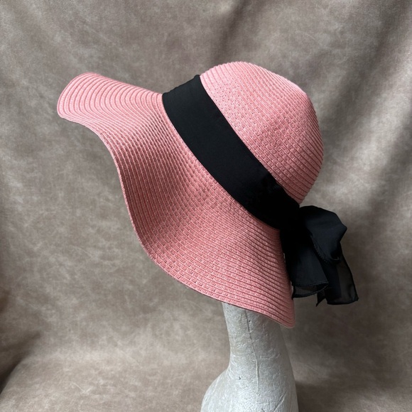 Floppy Oversized Wide Brim Straw Sun Hat - Picture 2 of 7